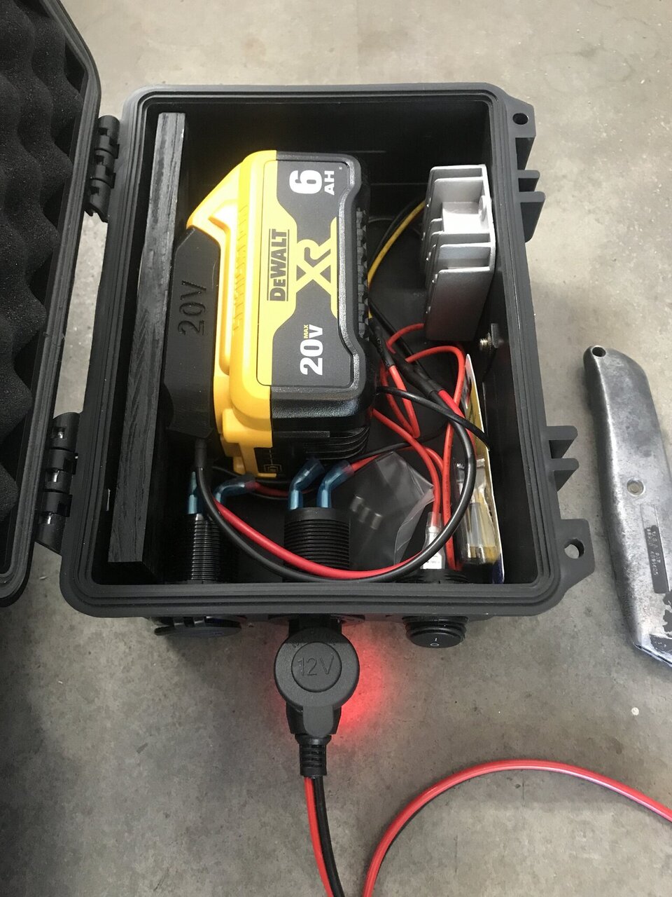 Battery box for kayak fish finder