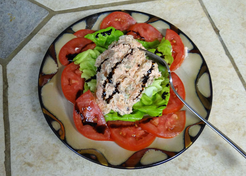 Salmon salad, tartar sauce