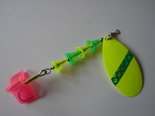chartreuse-green-and-chartreuse-375.jpg