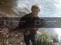 kidsalmon.jpg kidsalmon.jpg