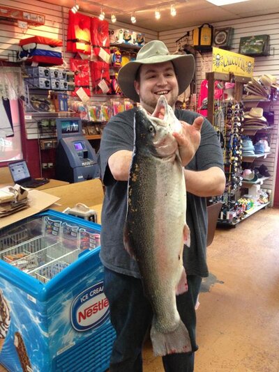 Hagg Lake Daves 11 pounder March 2 2013 005.jpg