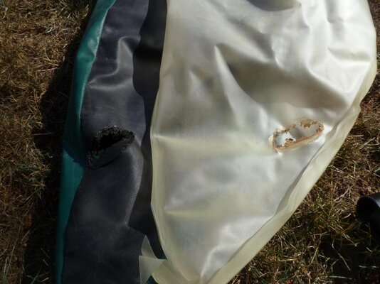 Pontoon Damage 003.jpg