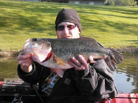 Bass 6lbs 10oz #2.jpg